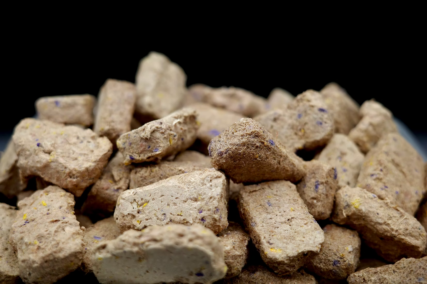 GOGO TREATS - Freeze Dried Dog Food Kangaroo and Hoki 200g