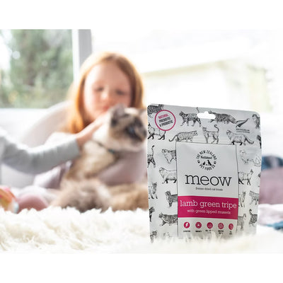 The New Zealand Natural Meow Freeze Dried Cat Treat Lamb Green Tripe 40g