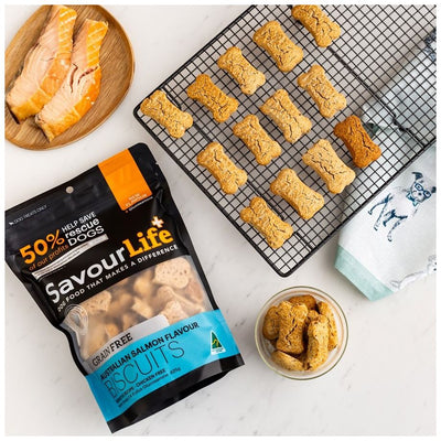 SavourLife Dog Treats Biscuits Australian Salmon Flavour 425g