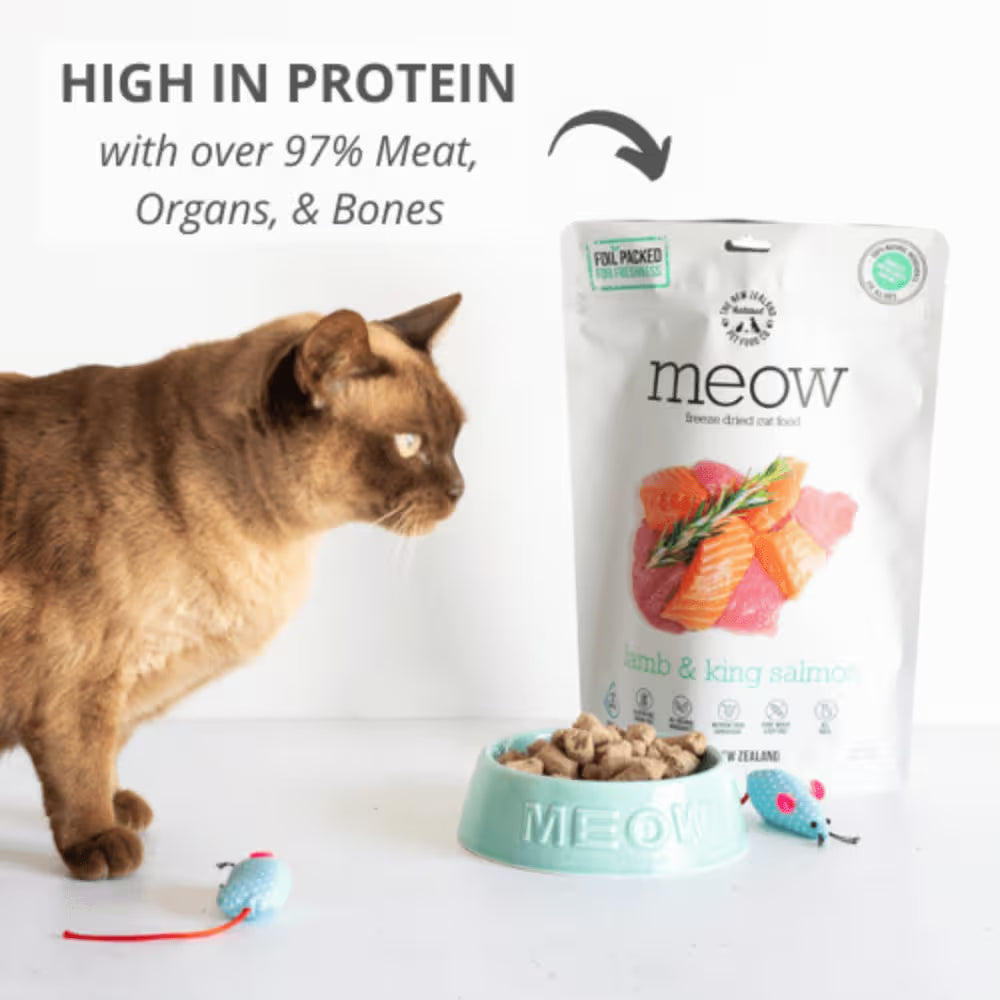 The New Zealand Natural Meow Freeze Dried Cat Food Lamb and King Salmon